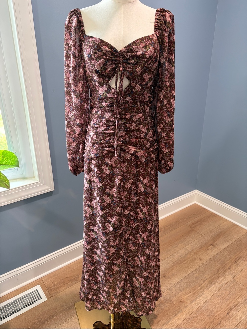 ASTR The Label Brown Floral Ruched Cutout Maxi Dress Size Small
